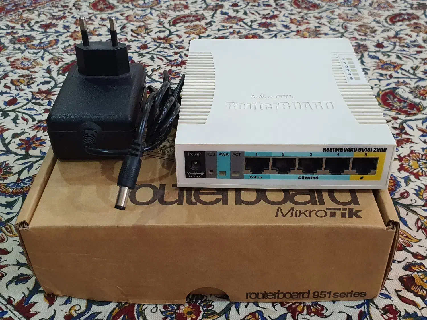 روتر میکروتیک RB951Ui-2HnD|مودم و تجهیزات شبکه|تهران, المهدی|دیوار