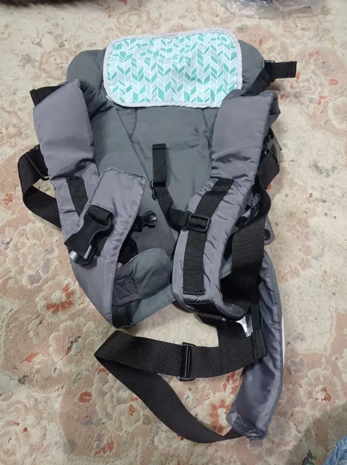 آغوشی|کالسکه و لوازم جانبی|فولادشهر, B5|دیوار