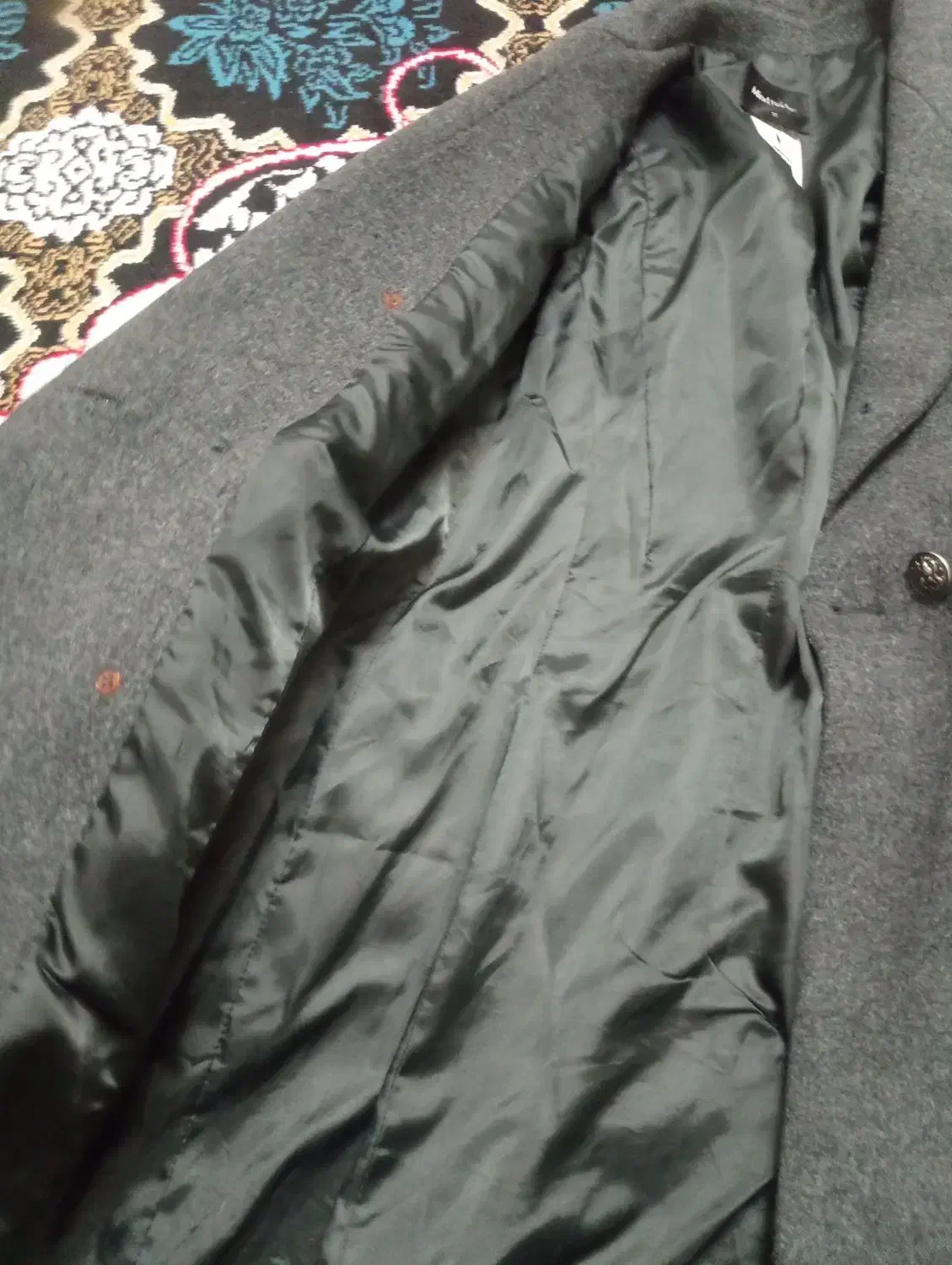 یگ عددپالتو شیک|لباس|قائم‌شهر, |دیوار