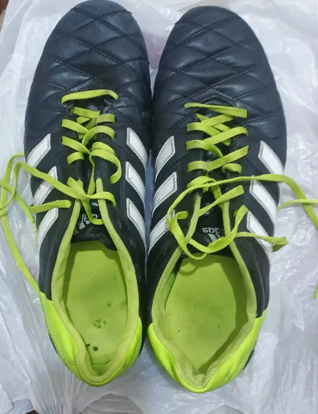 سایز ۴۲ کاملا سالم نو|کیف، کفش، کمربند|صباشهر, |دیوار