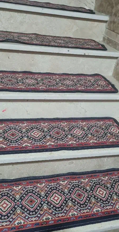 گلیم پله وپاگرد|گلیم، جاجیم، گبه|دماوند, گیلاوند|دیوار