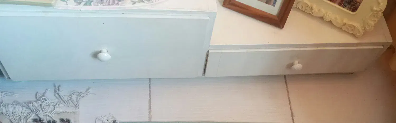 ۲ عدد میز|مبلمان خانگی و میز عسلی|شاهین‌شهر, شهرک گلدیس|دیوار