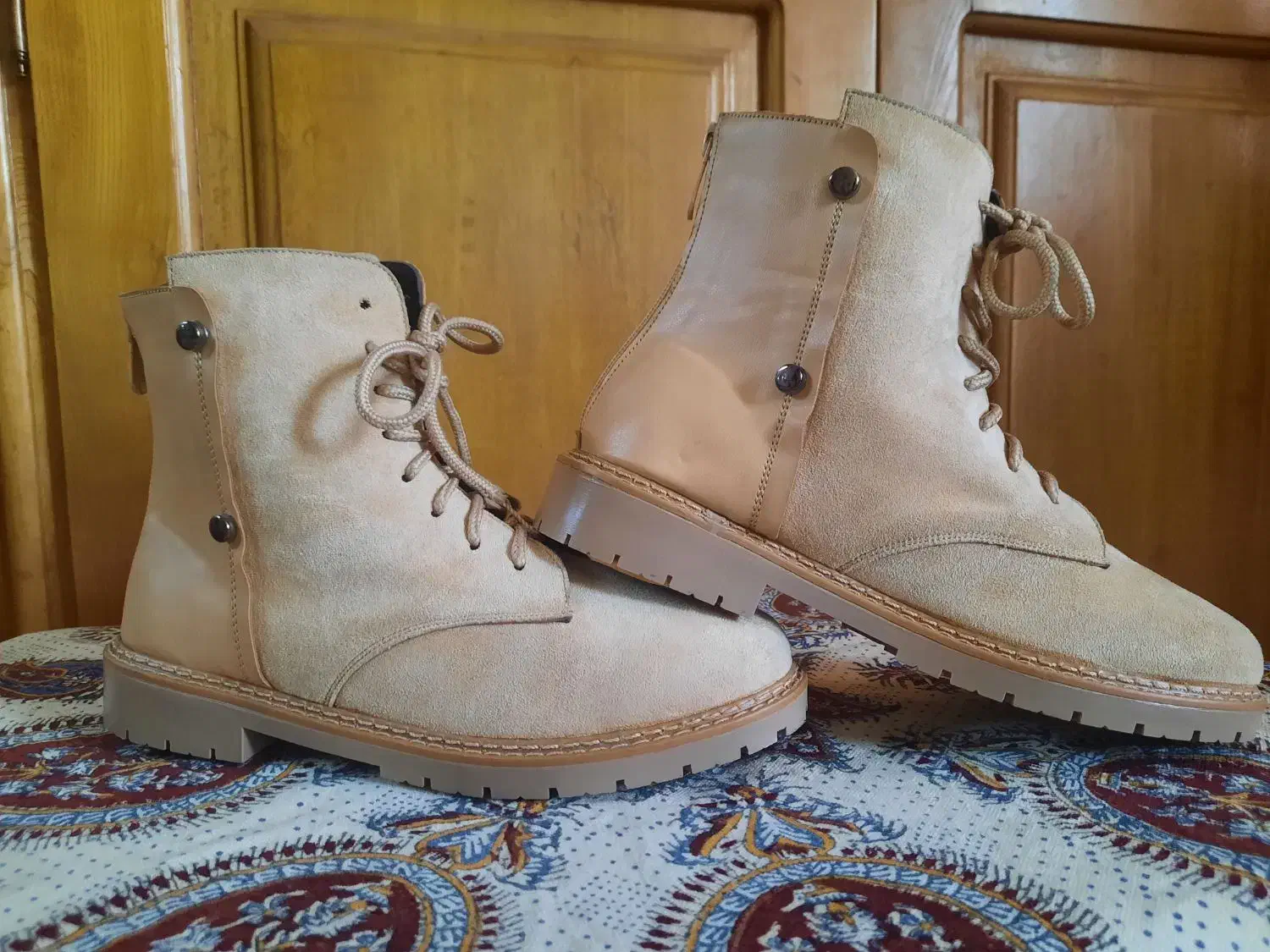 بوت پاییزی باقیمت عالی|کیف، کفش، کمربند|اصفهان, مولوی|دیوار