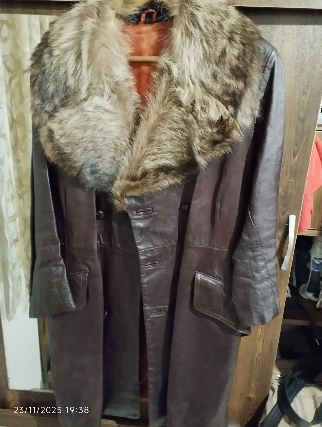 پالتو چرم دور خز|لباس|تهران, مینای شمالی (مخبر)|دیوار