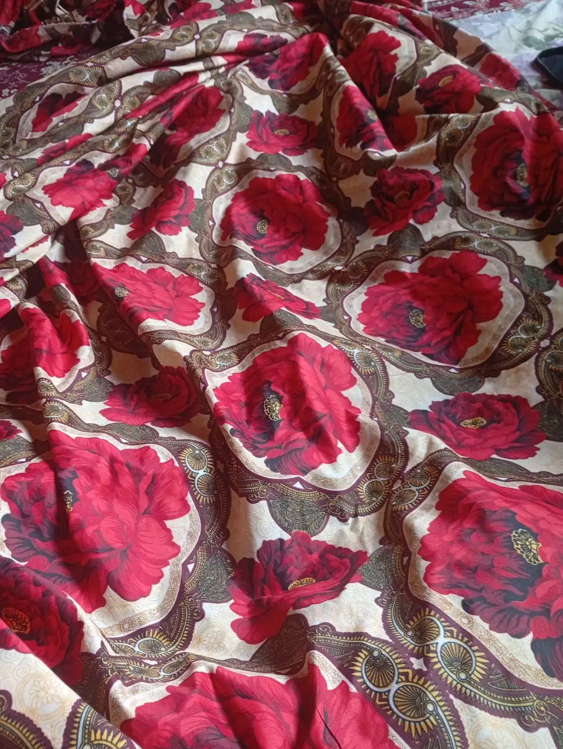 رو تشک|سرویس روتختی|هرسین, |دیوار