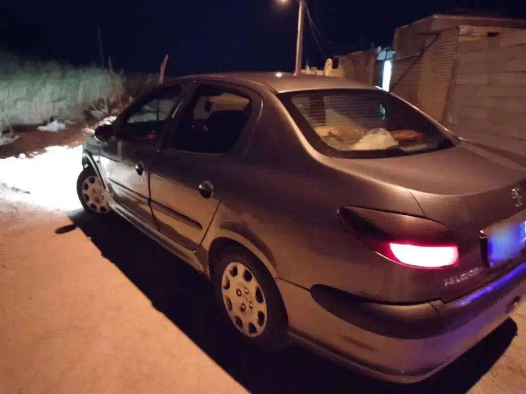 206تیپ ۵|خودرو سواری و وانت|برخوار, |دیوار