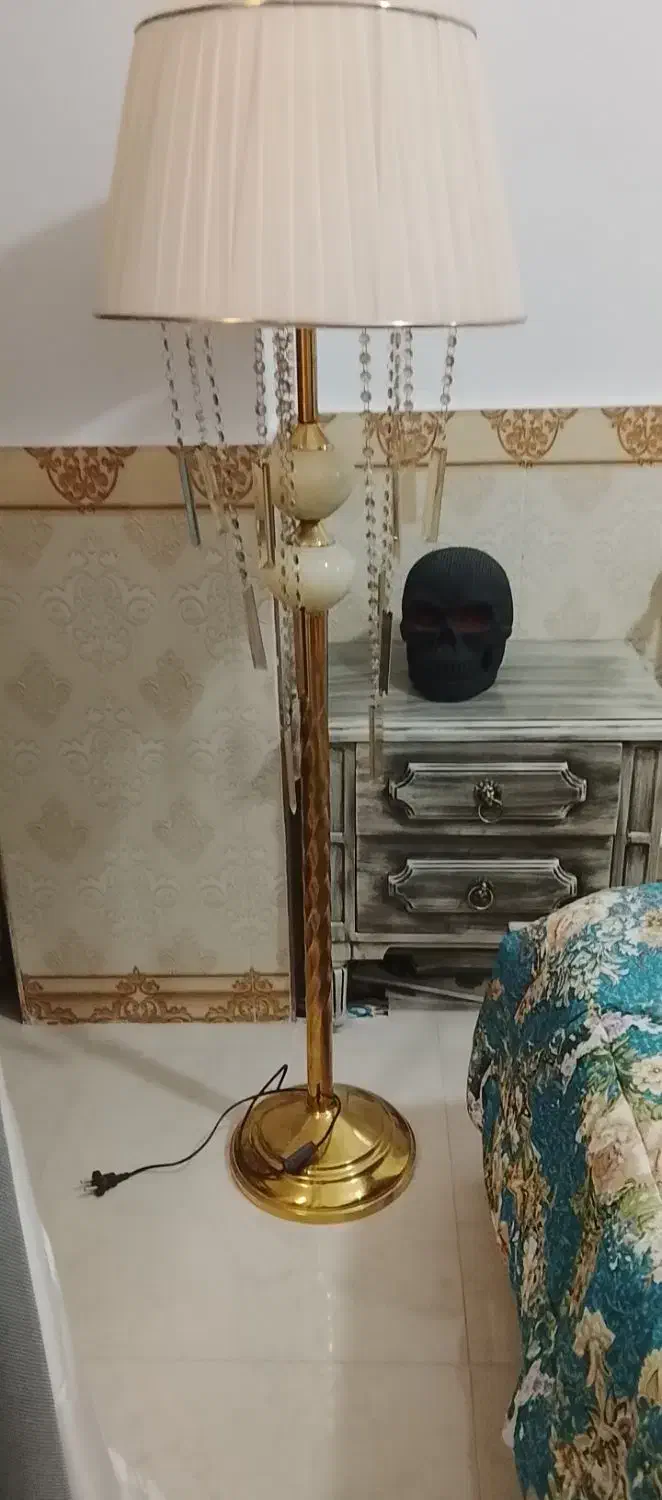 آباجر|چراغ خواب و آباژور|پاکدشت, پاکدشت (مامازند)|دیوار