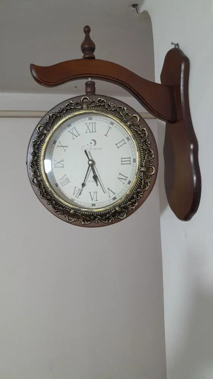 ساعت دو طرفه کلاسیک در بیله سوار|ساعت دیواری و تزئینی|بیله سوار, |دیوار