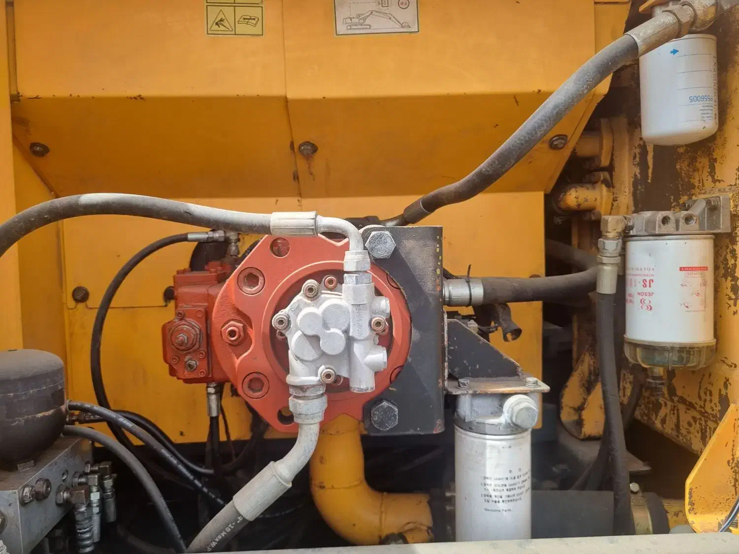 بیل هیوندای ۲۲۰ مدل ۲۰۱۸|خودرو سنگین|اهواز, کمپلو شمالی|دیوار