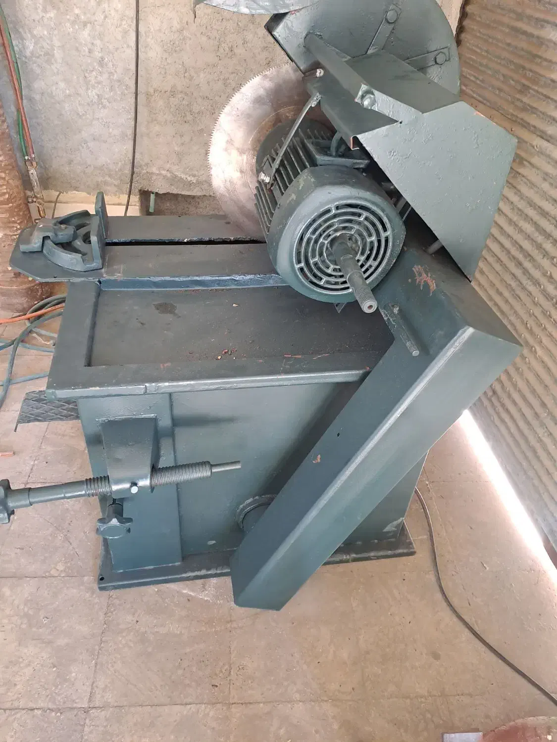 فروش دستگاه اره اتشین|ماشین‌آلات صنعتی|لار, |دیوار