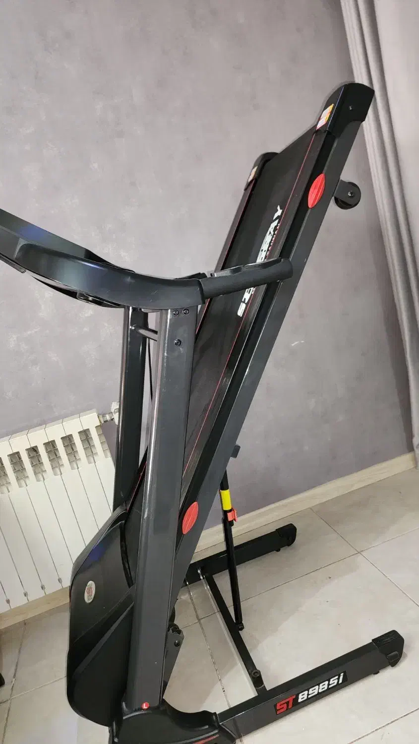 تردمیل و دوچرخه ثابت .|تجهیزات ورزشی|کرج, باغستان|دیوار