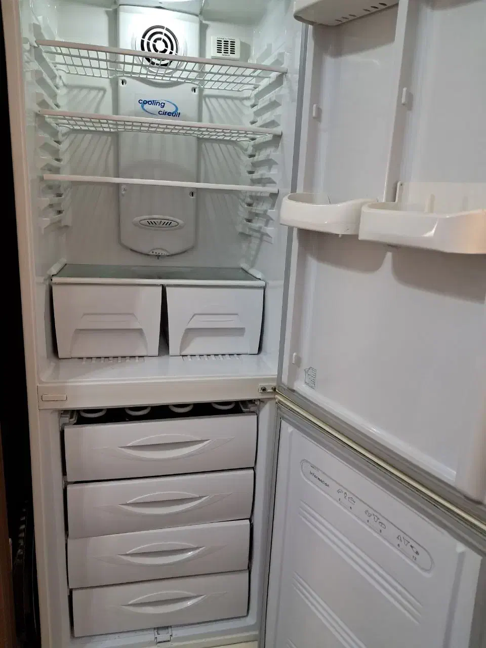 یخچال فریزر|یخچال و فریزر|مشهد, ولیعصر (شهرک غرب)|دیوار