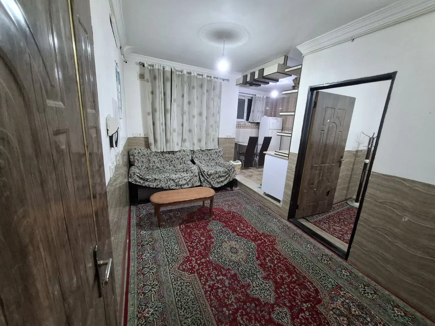 اجاره روزانه سوییت مستقل تمیز|اجارهٔ کوتاه‌مدت آپارتمان و سوئیت|کرمان, |دیوار