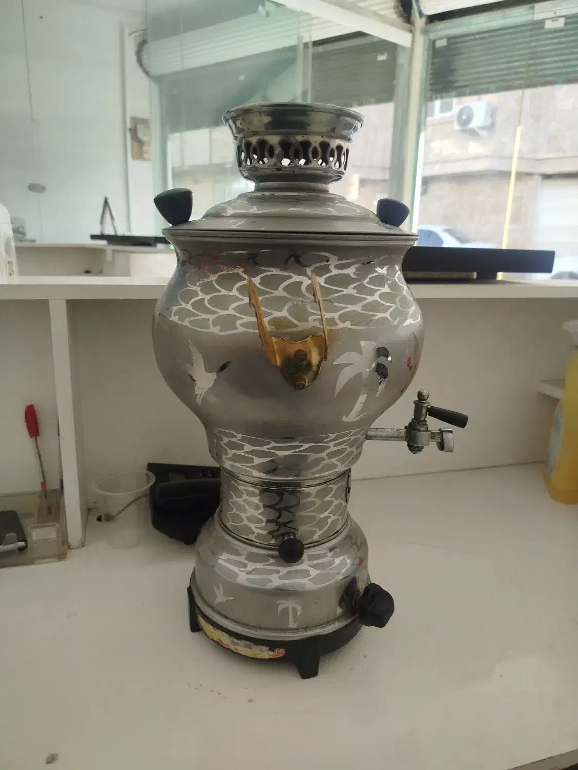 سماورگازی۶لیتری/کم کار کرد|سماور، چایساز، قهوهساز|خرمآباد, |دیوار