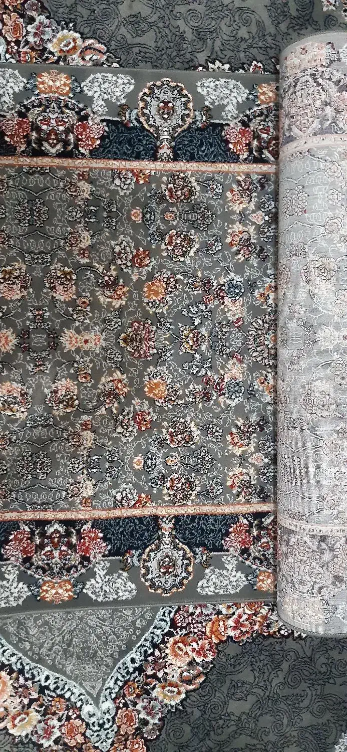 فروش دو عدد کناره|فرش|نجف‌آباد, ویلاشهر|دیوار