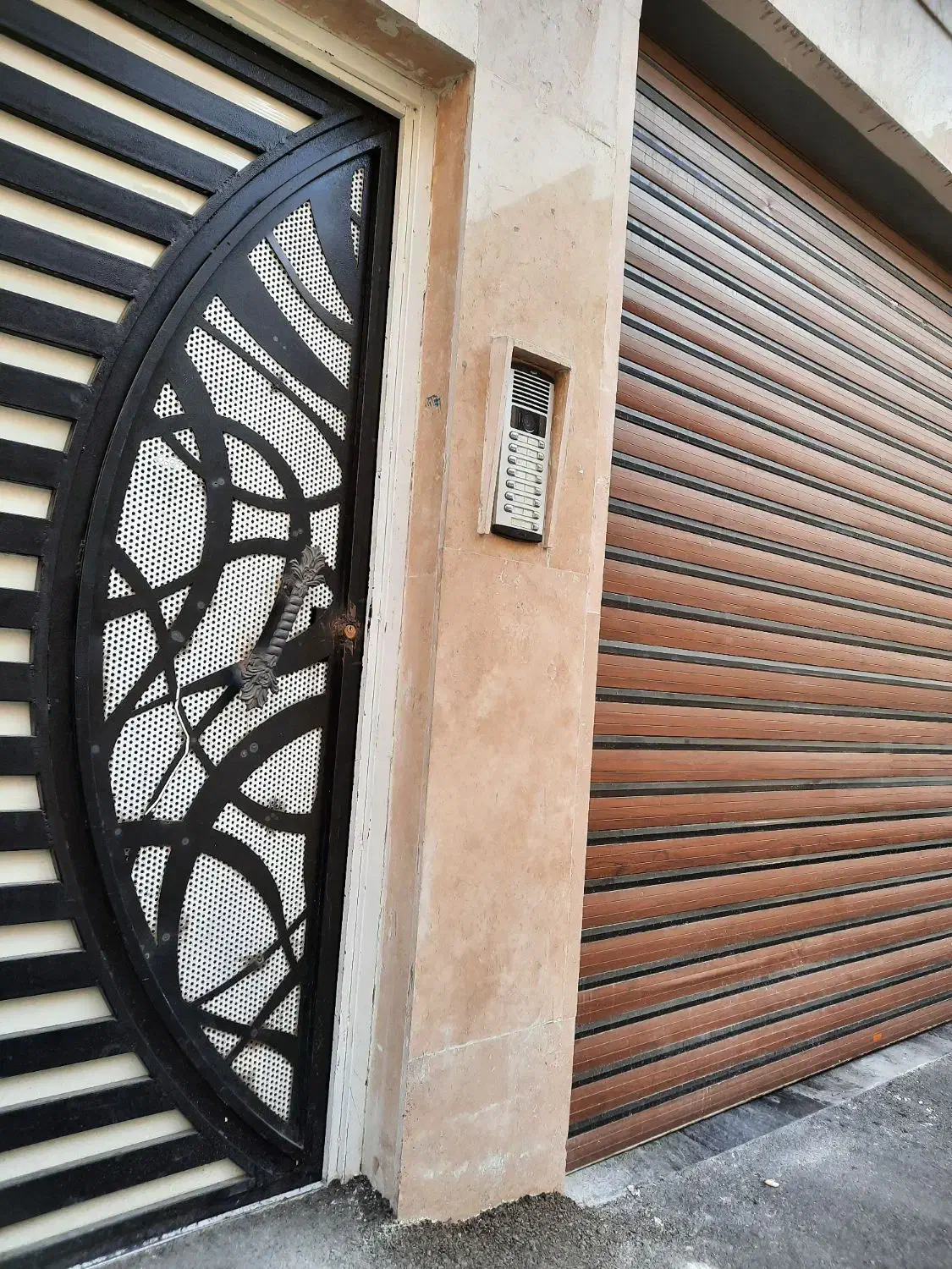 ۱۱۰متر نوساز میدان غیاثی