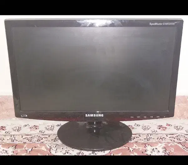 مانیتور ۱۹ اینچ|قطعات و لوازم جانبی رایانه|تهران, کوثر|دیوار