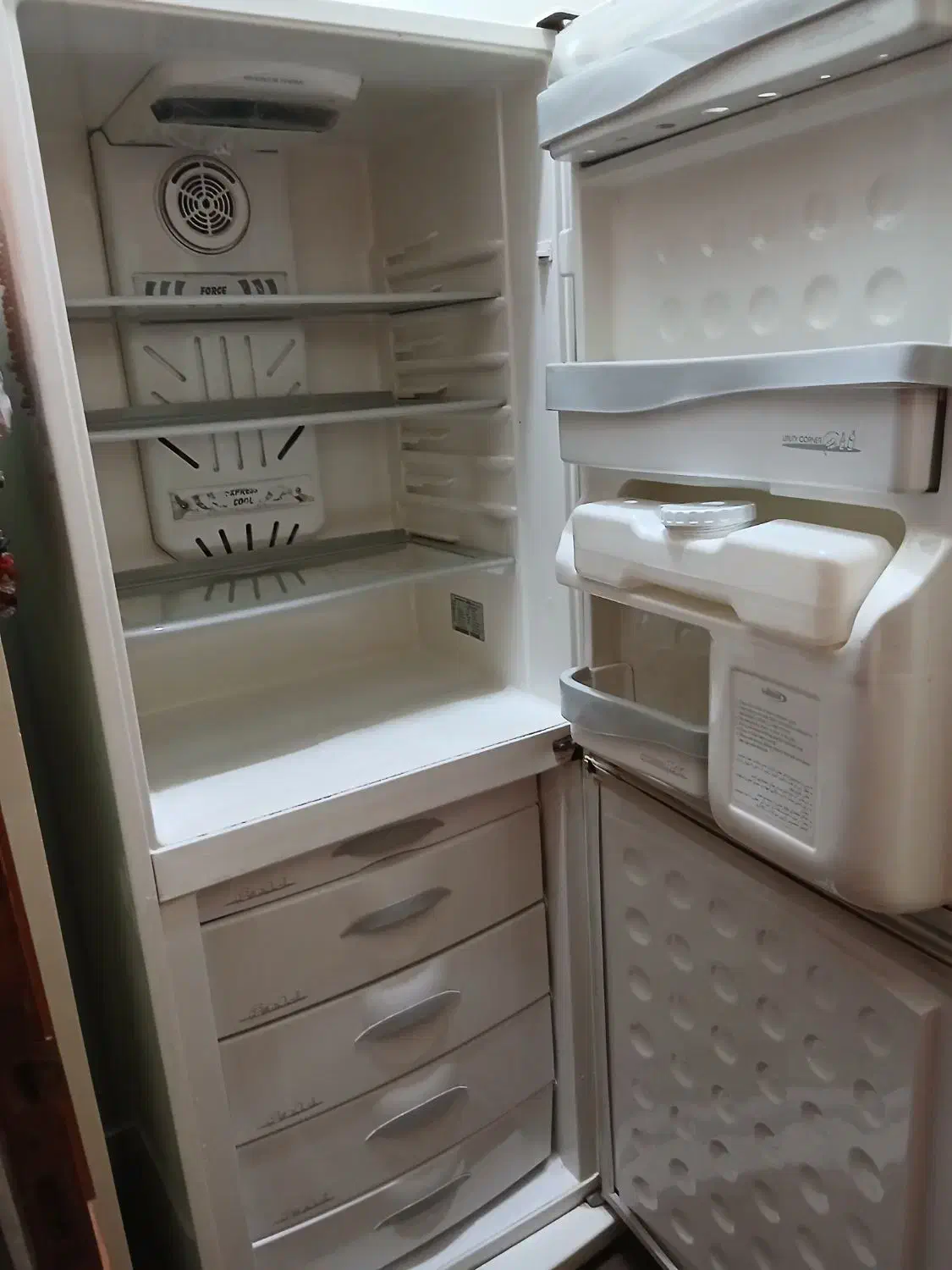 یخچال فریزر سایوان|یخچال و فریزر|برخوار, |دیوار