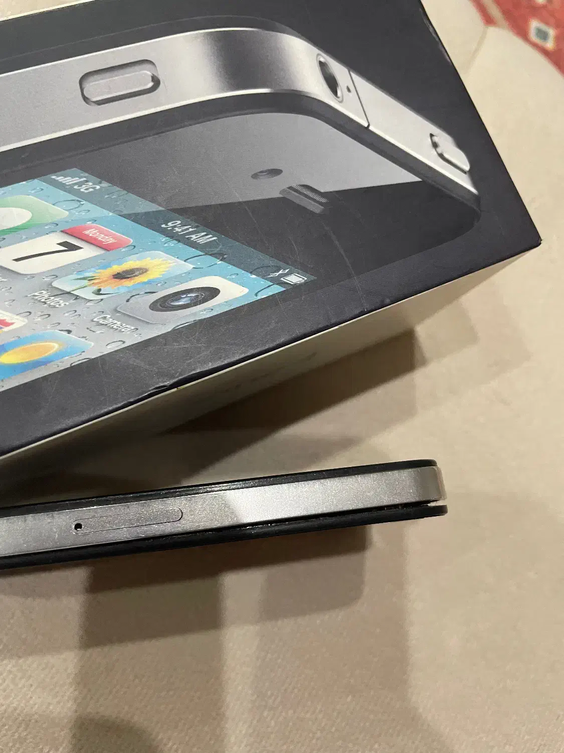 ایفون 4|موبایل|اسلام‌شهر, صادقیه|دیوار