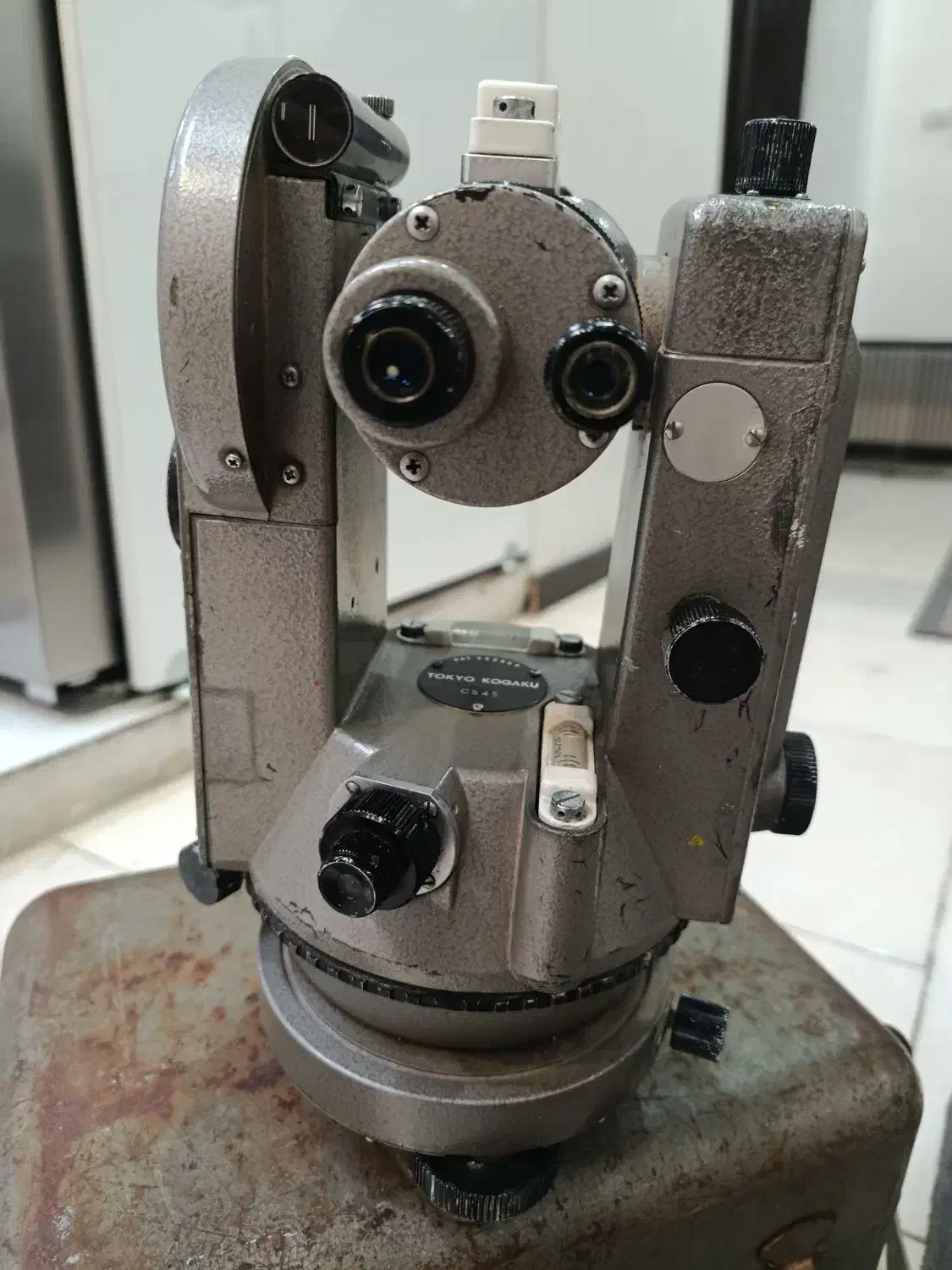 دوربین نقشه برداری|ابزارآلات|اندیشه, اندیشه فاز ۵|دیوار