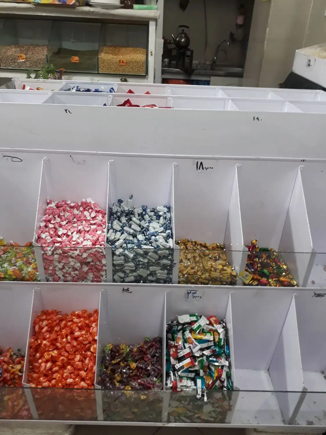 قفسه شکلات|فروشگاه و مغازه|فردیس, شهرک ۱۱۰|دیوار