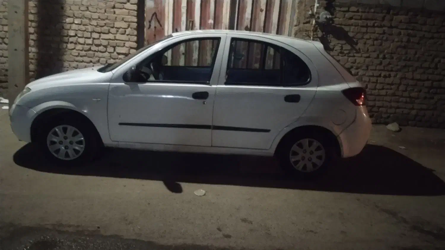 تیبا دومدل 93|خودرو سواری و وانت|کرمان, |دیوار