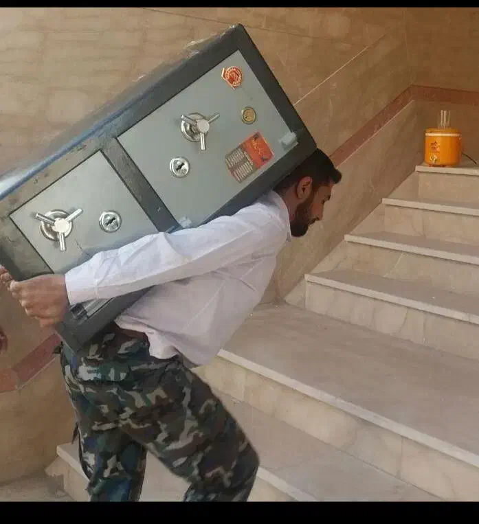 بارگیری تخلیه جابجایی کارگر یخچال ساید و گاوصندوق|خدمات حمل و نقل|قم, دورشهر|دیوار