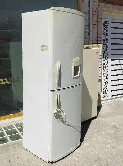 یخچال فریزر و تمام فریزربدون برفک|یخچال و فریزر|مشگین شهر, |دیوار