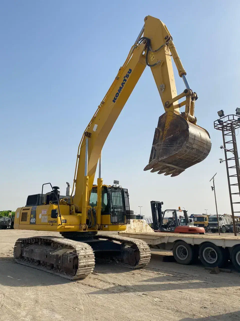 خاکبرداری بیل لودر نخاله خاک ماسه شهریار کل استان|خدمات حمل و نقل|کرج, باغستان|دیوار