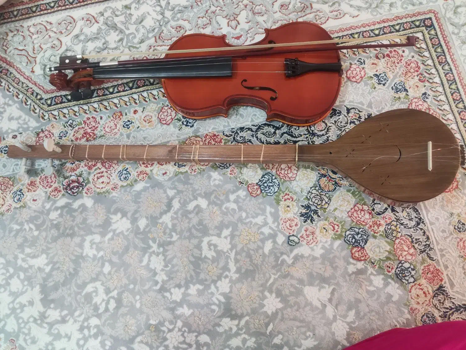 سه تار کار کرده قدیمی با تخفیف ۱۵۰۰|سازهای سنتی|قدس, شهر‌قدس|دیوار