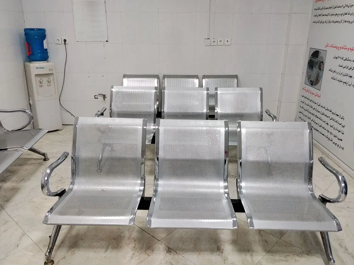 فروش10عدد صندلی استیل 3ردیفه. کم کارکرد تمیز|مبلمان اداری|شاهدشهر, |دیوار