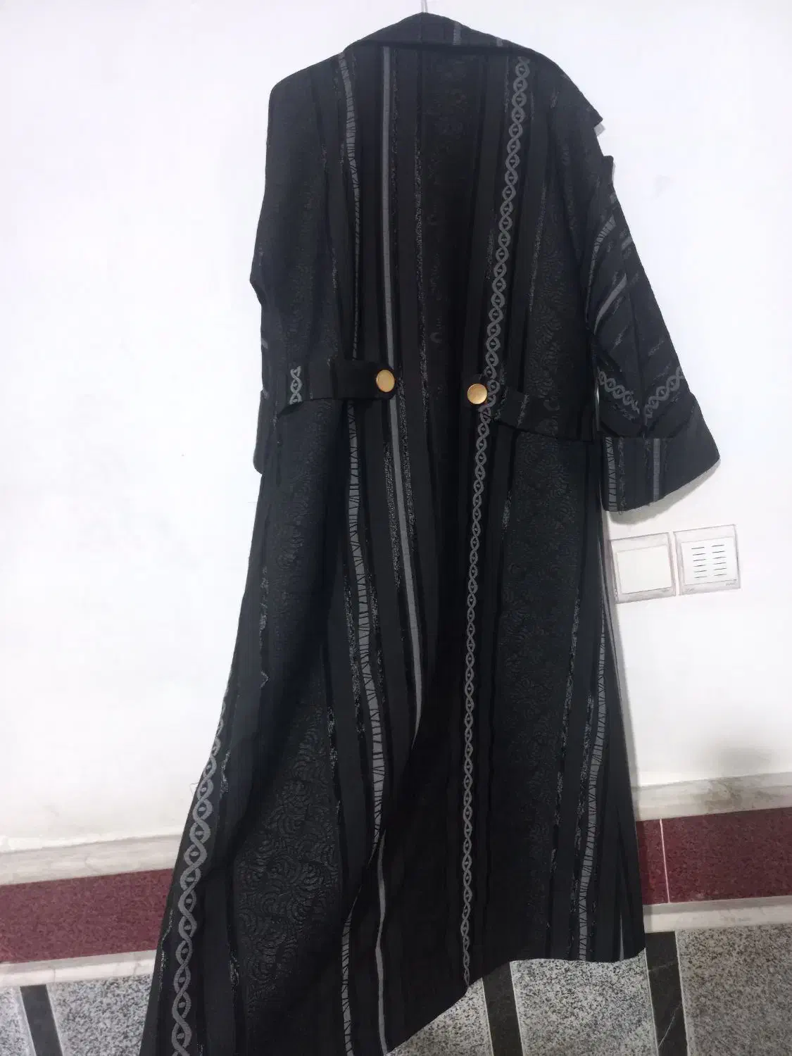 مانتو ژاکارد درجه یک.در حد نو|لباس|خوی, |دیوار