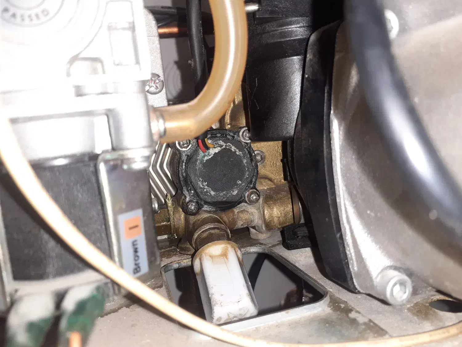 تعمیرات انواع پکیج|خدمات پیشه و مهارت|شهرکرد, |دیوار