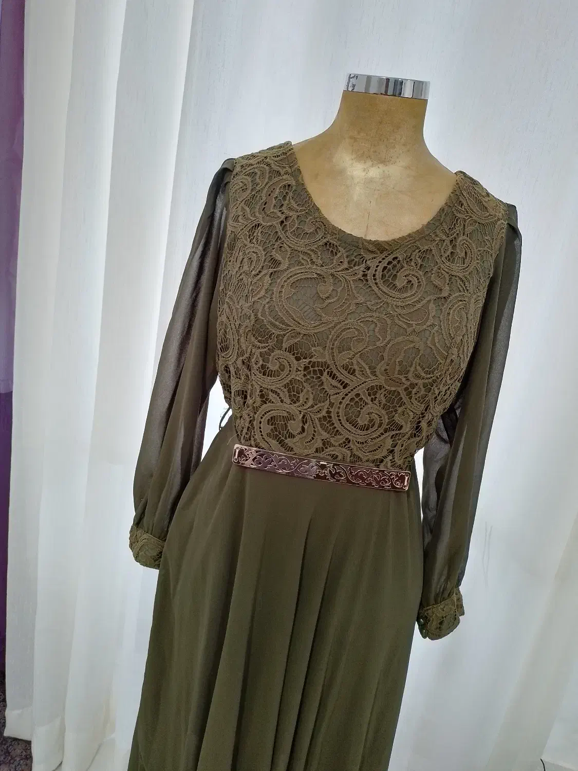 لباس مجلسی|لباس|کلاچای, |دیوار