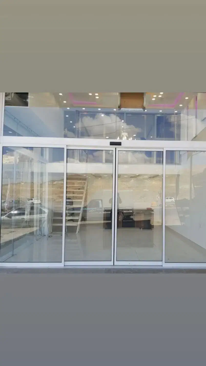 کرکره برقی و شیشه سکوریت میرال|خدمات پیشه و مهارت|همدان, |دیوار