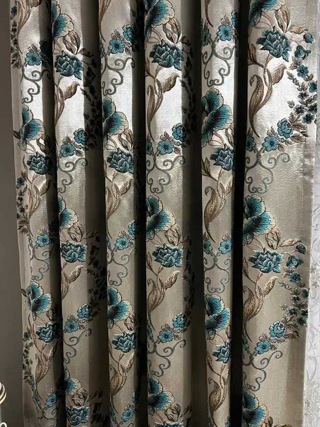 بغل پرده ساتن اصل گلدوزی شده|پرده، رانر، رومیزی|بوکان, |دیوار