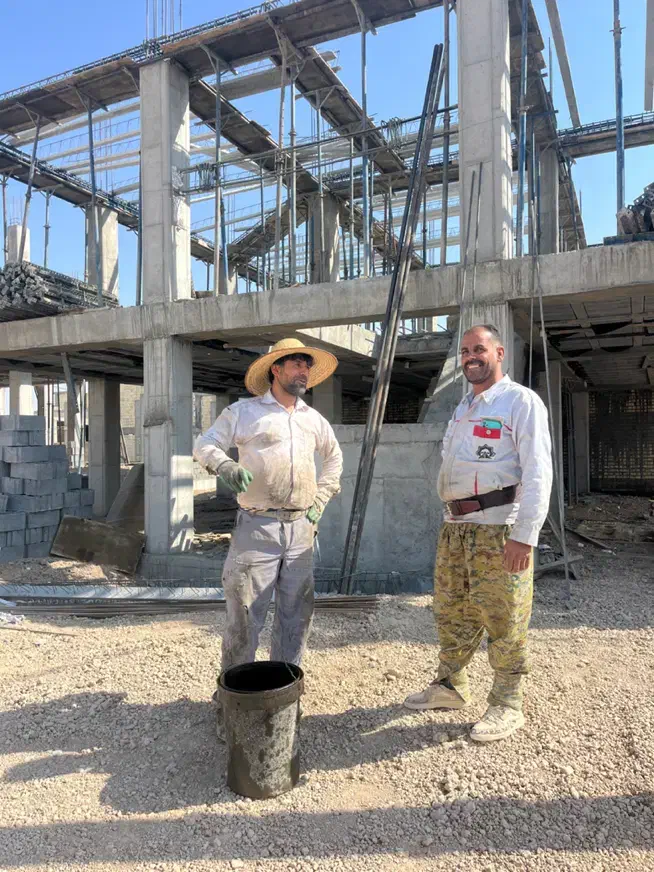 شرکت ساختمانی سکنج|خدمات پیشه و مهارت|ابرکوه, |دیوار