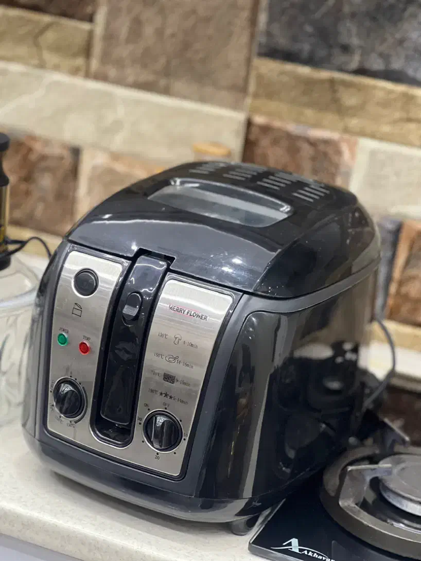 سرخ کن|سایر لوازم برقی|لاهیجان, حزین|دیوار