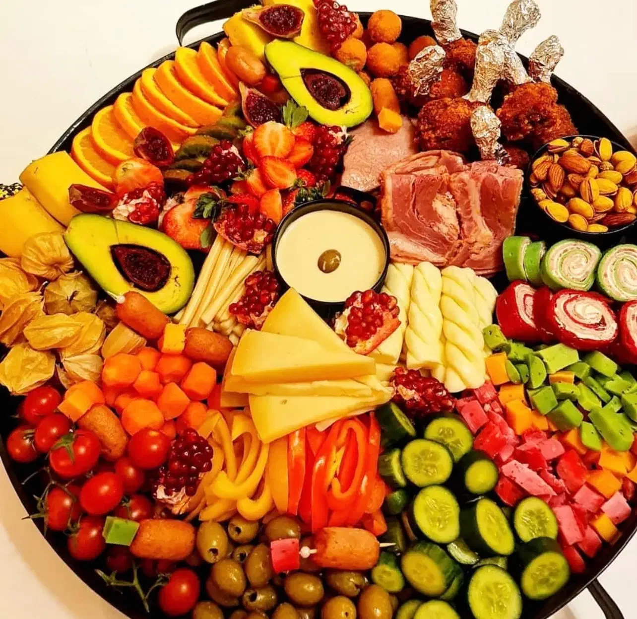 فینگر فود و سینی های مزه با تنوع زیاد|خدمات پذیرایی، مراسم|کیش, |دیوار