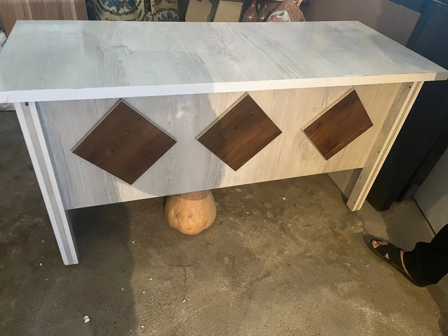 میز کار|مبلمان اداری|بجنورد, |دیوار