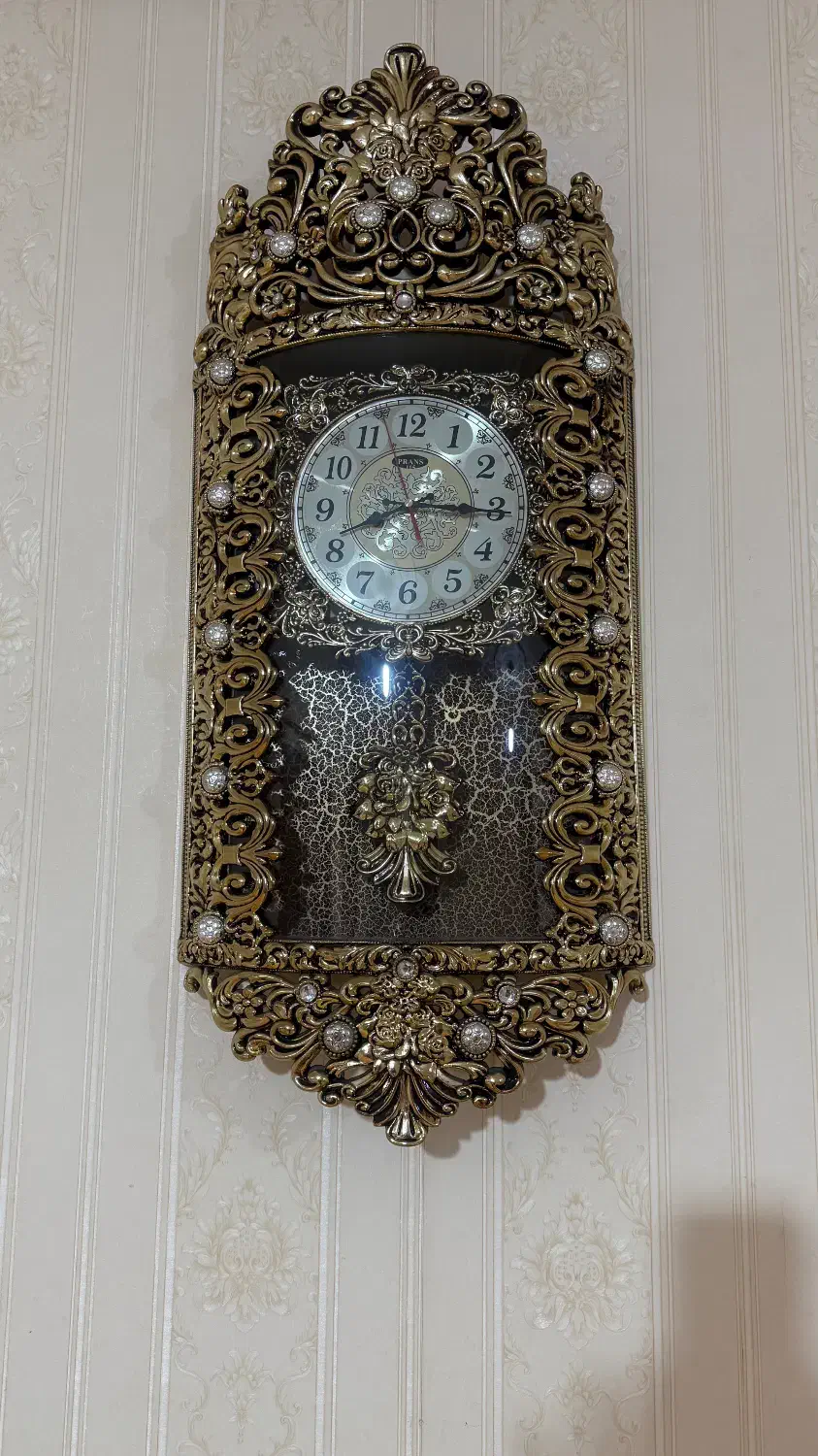 ساعت دیواری|ساعت دیواری و تزئینی|صومعهسرا, |دیوار