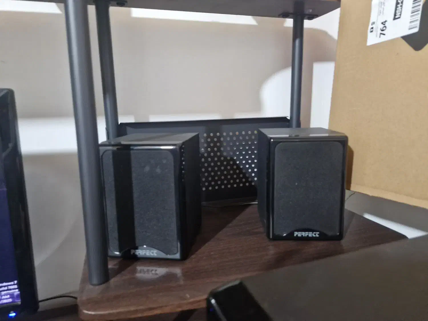 فروش کامپیوتر با میز و صندلی|رایانه رومیزی|چالوس, |دیوار