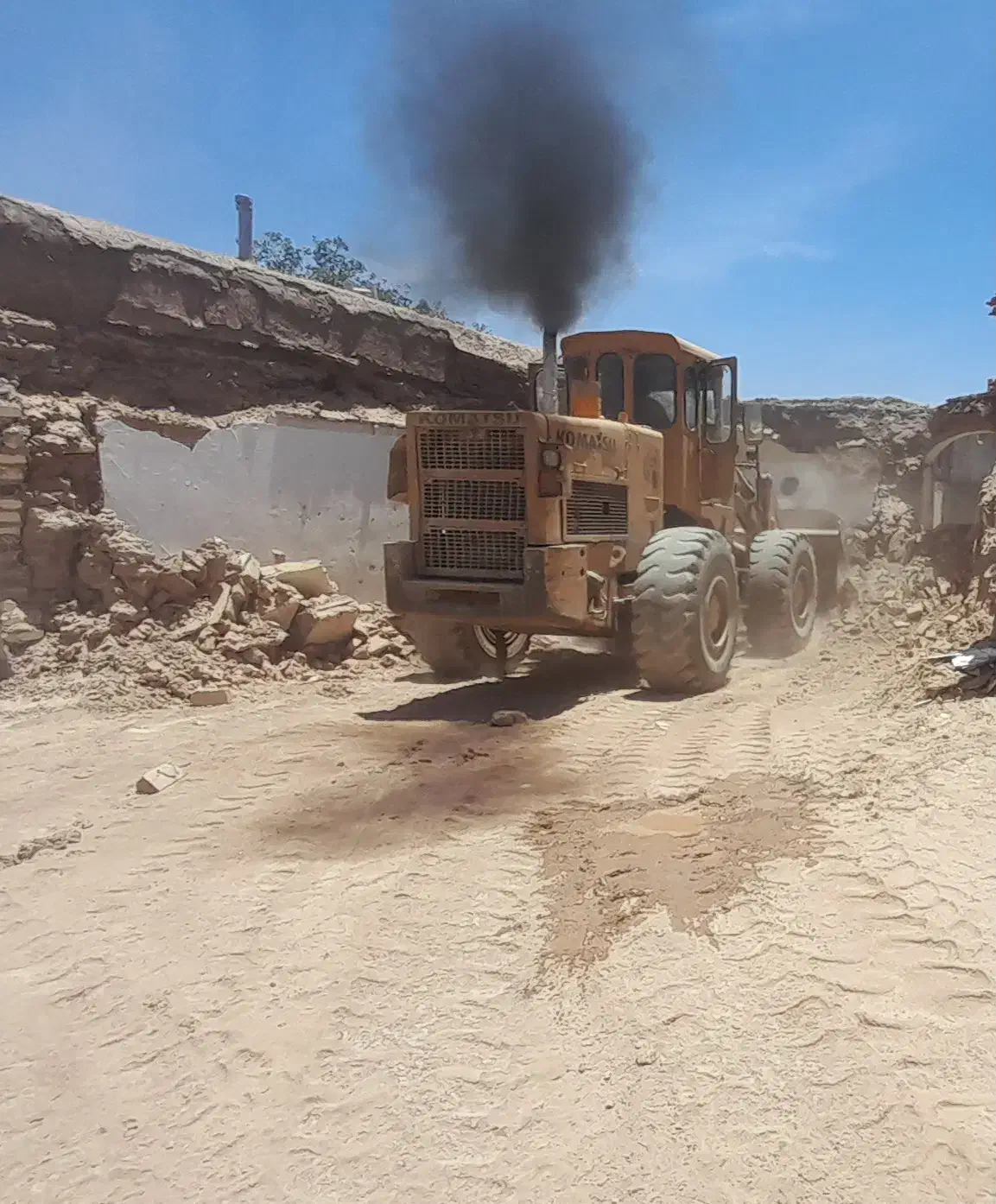 اجرای کارهای ساختمانی به صورت پیمانی|خدمات پیشه و مهارت|سیرجان, |دیوار