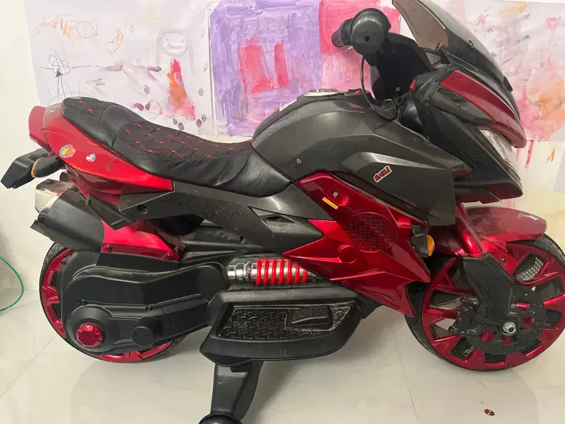 موتور شارژی موزیکال|اسباببازی بچه|قدس, شهرقدس|دیوار