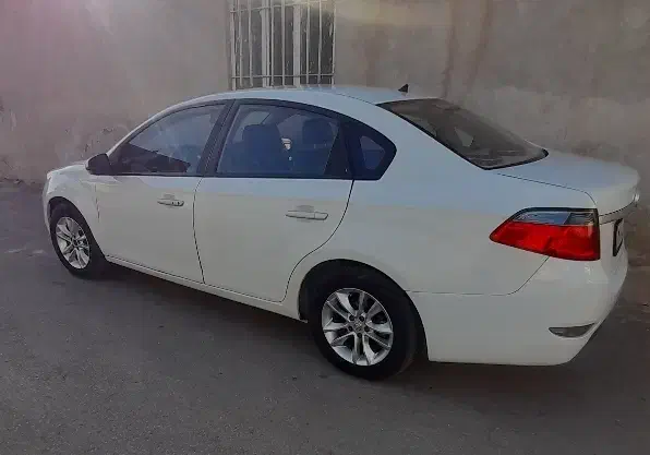 برلیانس h330 اتومات مدل ۹۵|خودرو سواری و وانت|نیشابور, ابراهیم ادهم|دیوار