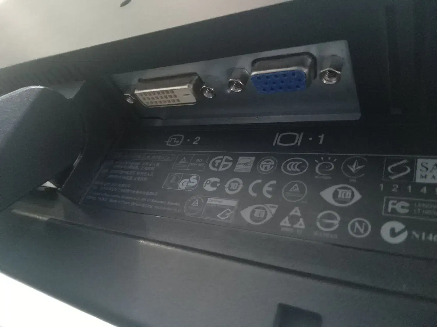 مانیتور 20 اینچ مدل لنوو Lenovo|قطعات و لوازم جانبی رایانه|اهواز, رسالت|دیوار