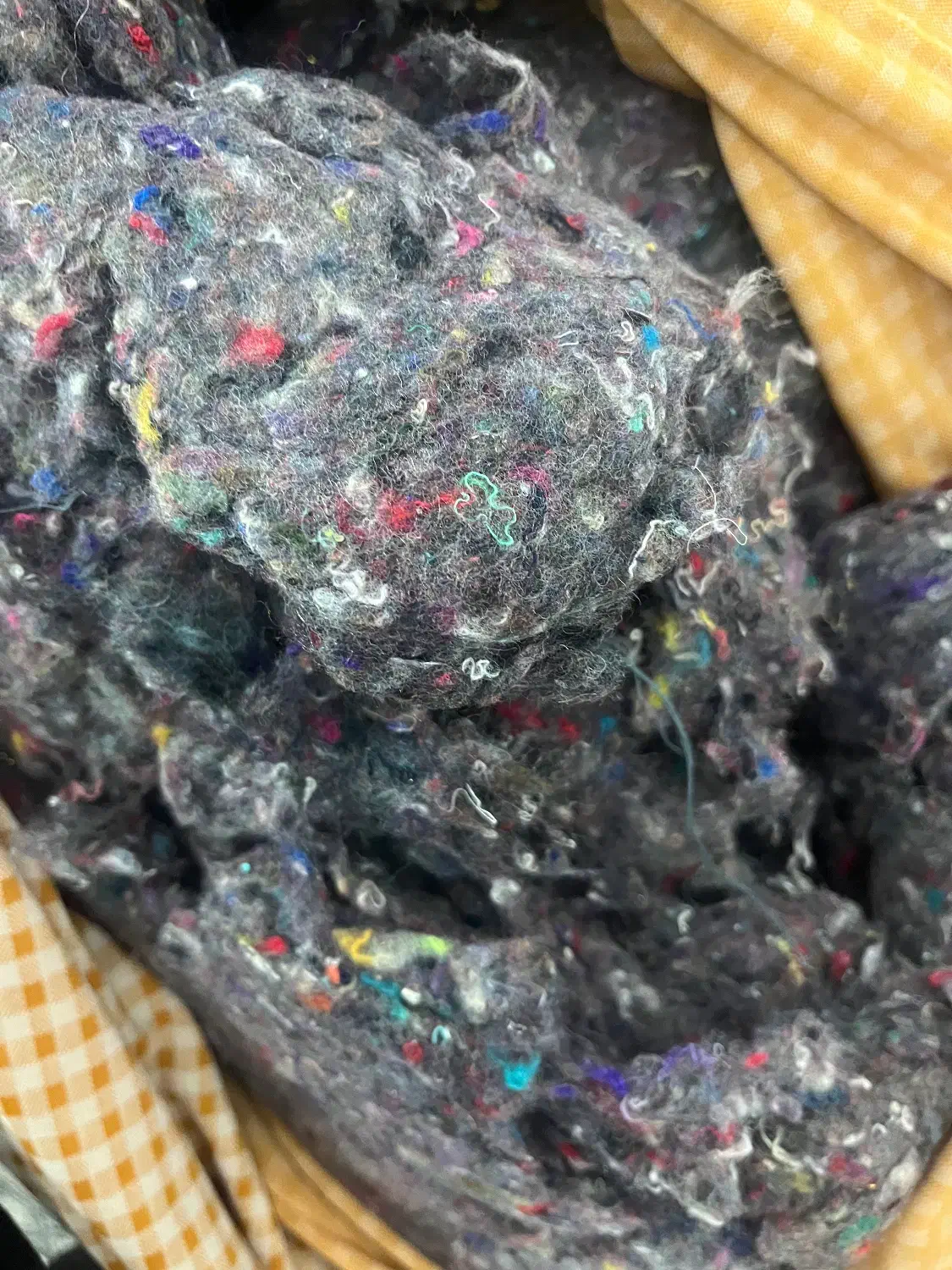 پرز|رختخواب، بالش، پتو|مشهد, طرق|دیوار