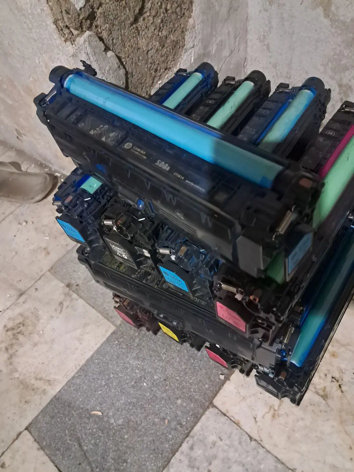 کاتریج داغی تعداد 140عدد بفروش میرسد|پرینتر، اسکنر، کپی، فکس|تهران, مطهری|دیوار