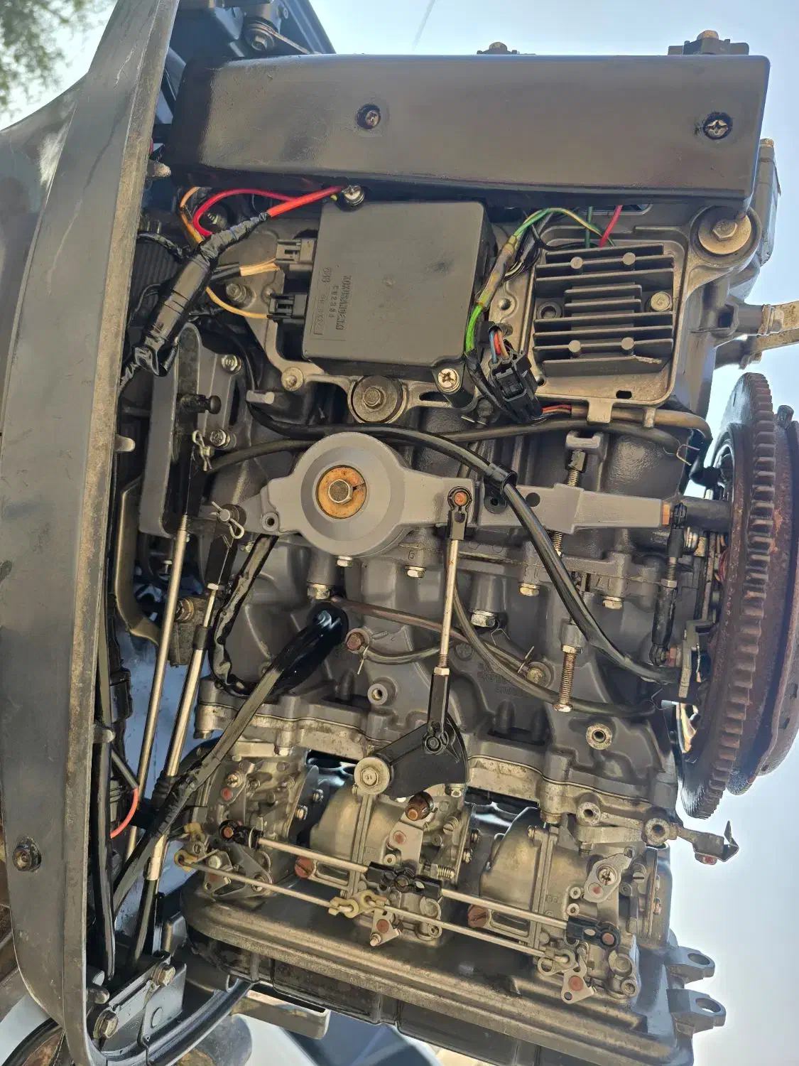 موتور قایق ۸۵در حد|قایق و سایر وسایل نقلیه|سیریک, |دیوار