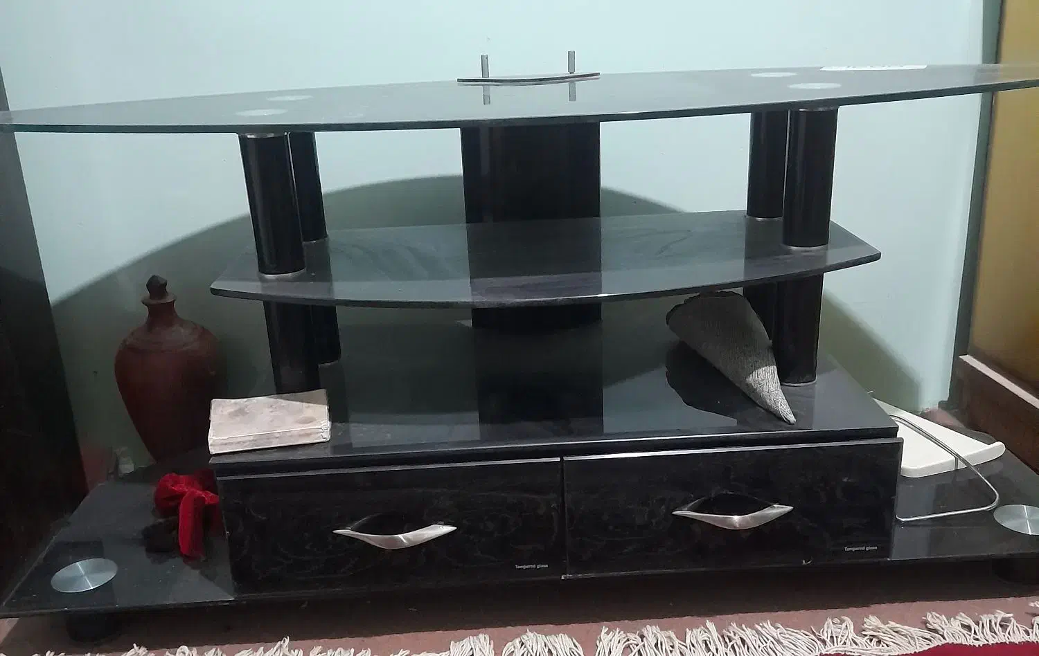 میز|میز تلویزیون|قهدریجان, |دیوار